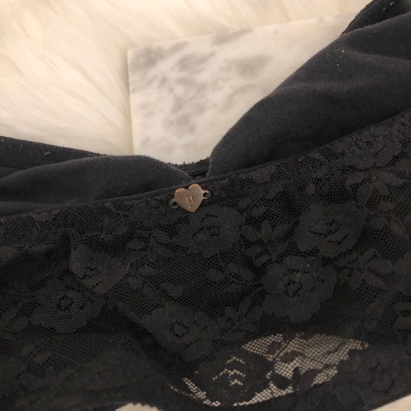 Black Lace Sweetheart Bandeau - Picture 3 of 5